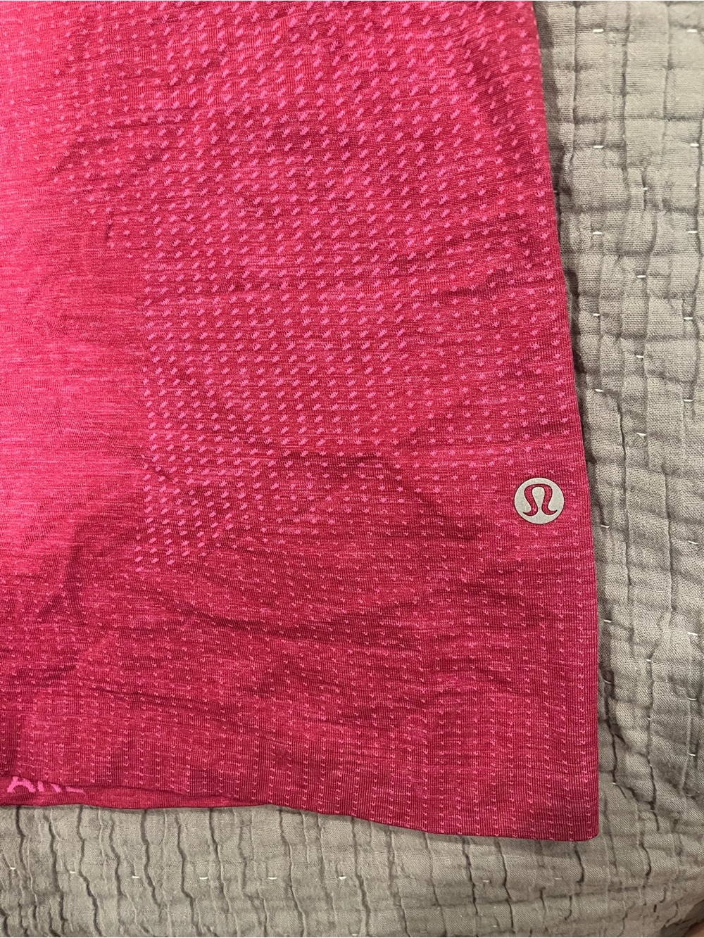 Lululemon Metal Vent Tech Short Sleeve Shirt - Size XL - Picture 3 of 5